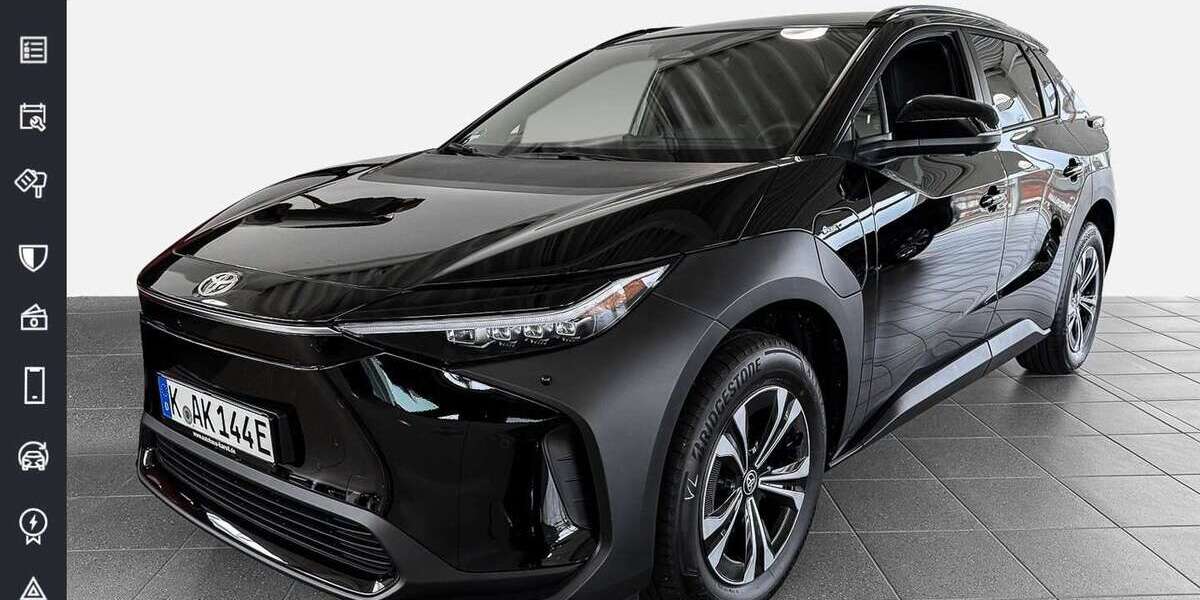 Toyota bZ4X 2.000 km 34.635 &euro; Köln 51063