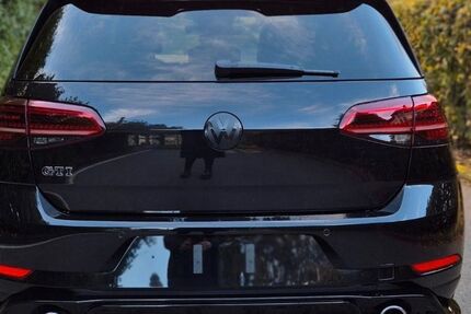 VW Golf 98.000 km 26.400 &euro; Siegburg 53721