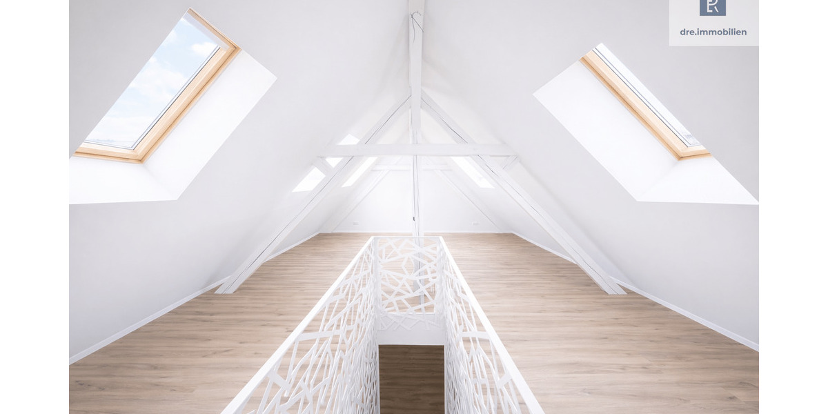 Etagenwohnung Köln Neustadt-Nord - 2 Zimmer, 111 m&sup2;, 2.190&euro; | Angebot:25688978