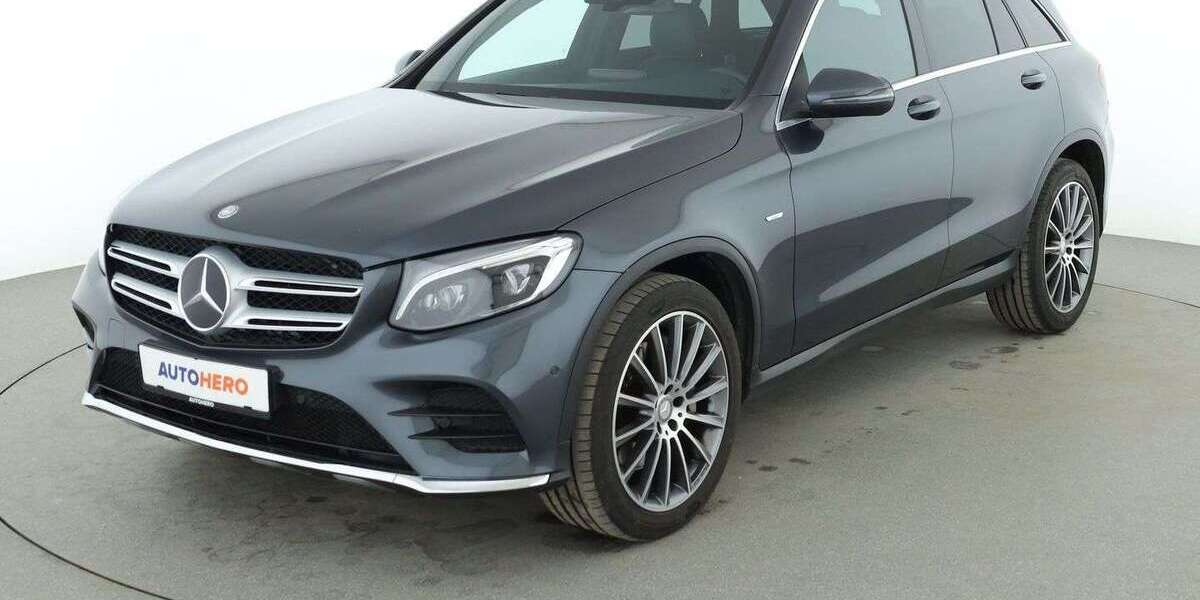 Mercedes-Benz GLC 250 71.513 km 29.650 &euro; Köln 50739