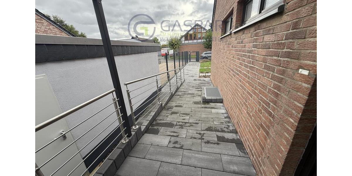 Einfamilienhaus Düren Rölsdorf - 4 Zimmer, 115 m&sup2;, 1.495&euro; | Angebot:23277008