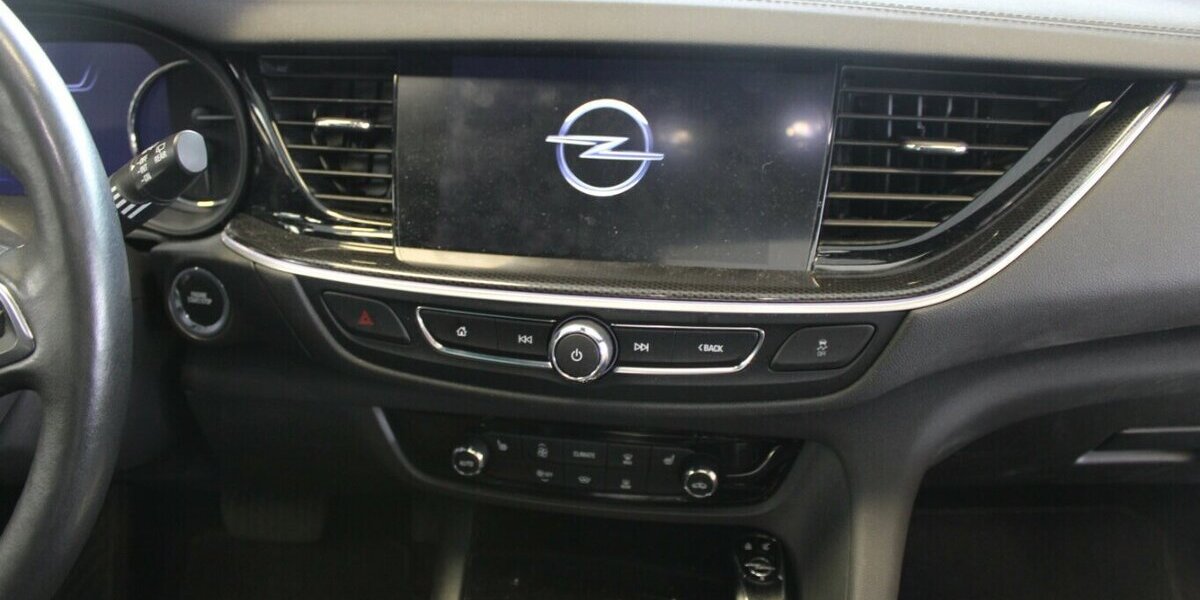 Opel Insignia Sports Tourer 2.0 Diesel Aut. Business 102.304 km 17.980 &euro; Euskirchen 53881