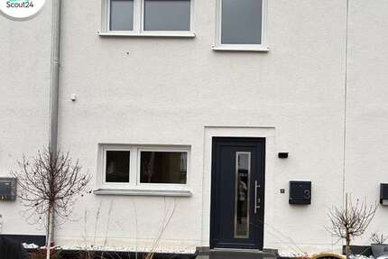 Haus Düren Mariaweiler-Hoven - 4 Zimmer, 120 m&sup2;, 1.635&euro; | Angebot:24694596