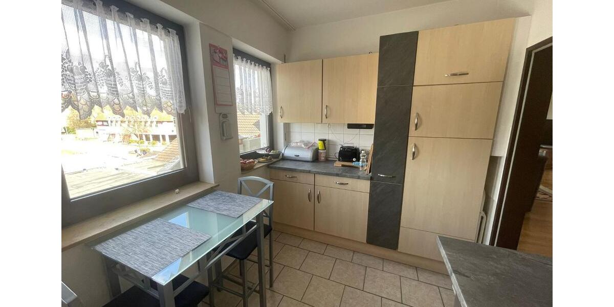 Etagenwohnung Bergheim - 3 Zimmer, 125 m&sup2;, 1.100&euro; | Angebot:26042762