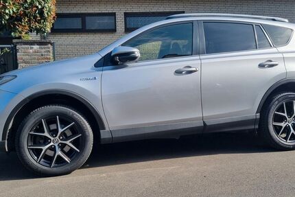 Toyota RAV 4 105.000 km 21.600 &euro; Köln 50859