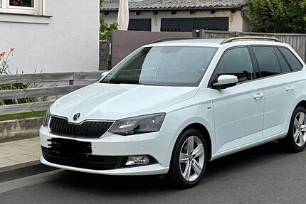 Skoda Fabia 147.000 km 6.700 &euro; Vettweiß 52391