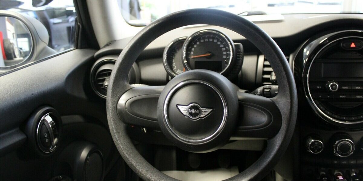 Mini ONE Salt 93.020 km 9.980 &euro; Euskirchen 53881