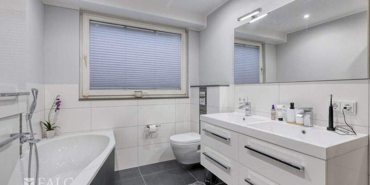 Mehrfamilienhaus, Wohnhaus Pulheim - 7 Zimmer, 227 m&sup2;, 1.199.000&euro; | Angebot:25820748