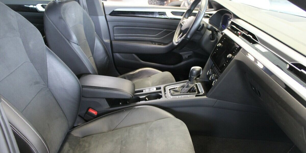 VW Arteon 2.0 TSI OPF DSG R Line 106.743 km 24.980 &euro; Euskirchen 53881