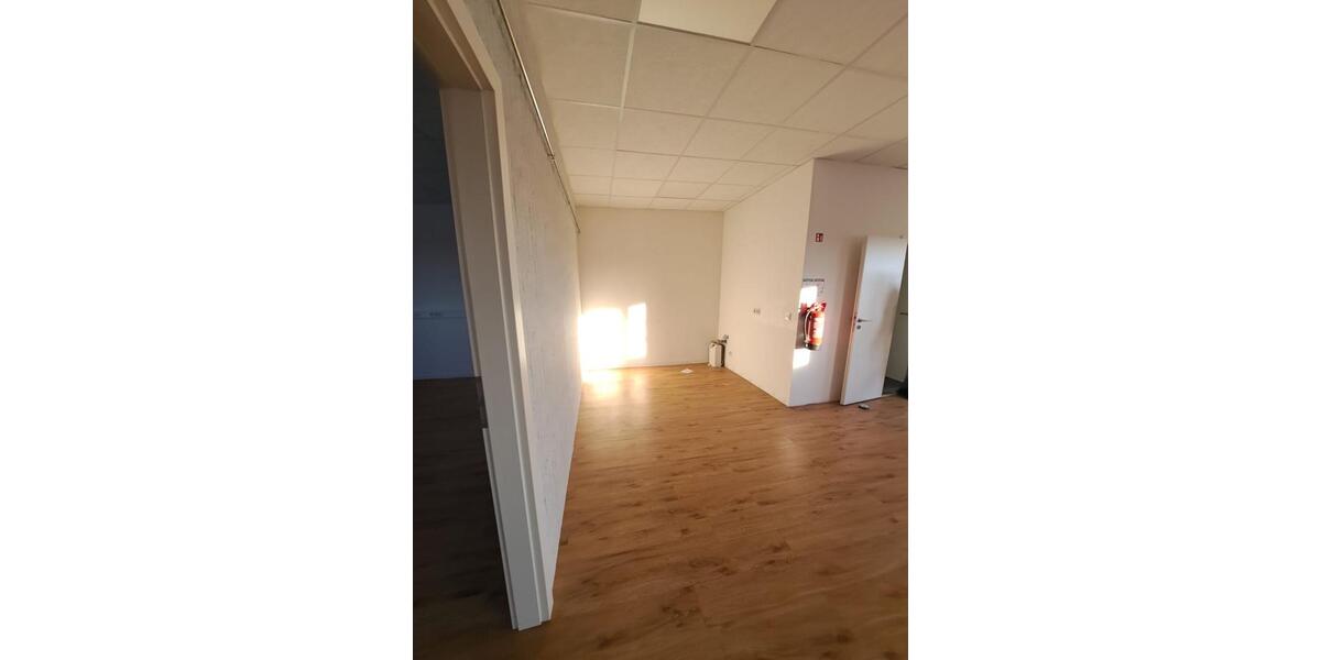 Gewerbeobjekt Wesseling - 1.230&euro; | Angebot:25999572