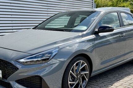Hyundai i30 16.126 km 24.490 &euro; Erftstadt 50374