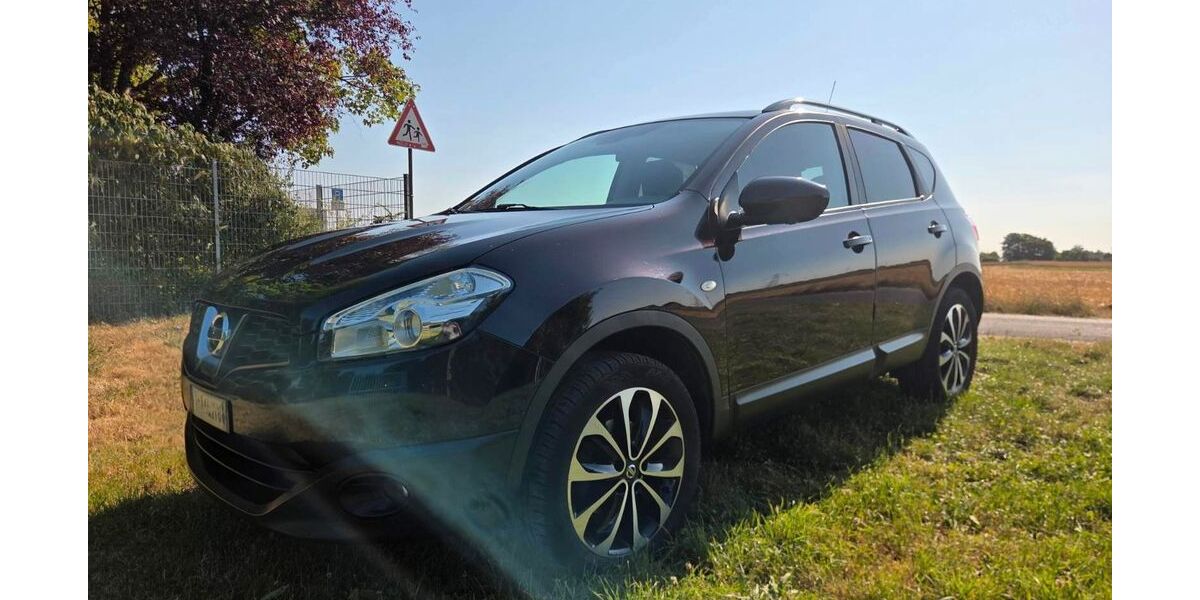 Nissan Qashqai 161.000 km 8.100 &euro; Niederkassel 53859
