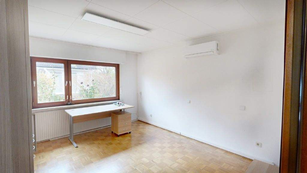 Einfamilienhaus Erftstadt Lechenich - 5 Zimmer, 140 m&sup2;, 350.000&euro; | Angebot:25744810