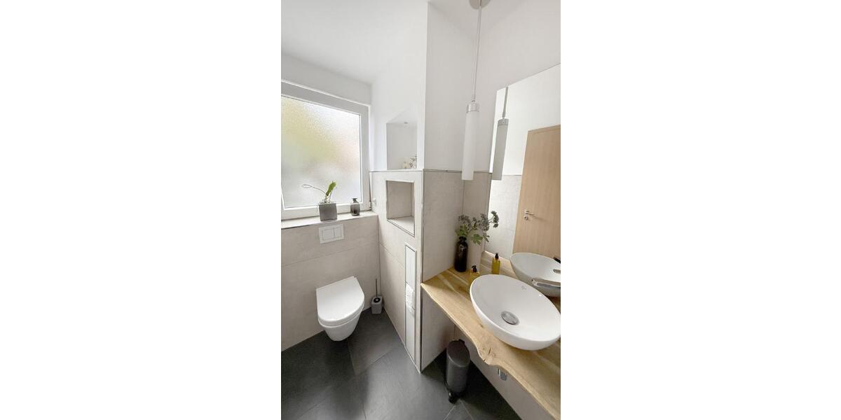 Einfamilienhaus Frechen - 5 Zimmer, 154 m&sup2;, 2.495&euro; | Angebot:26060513