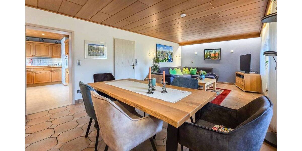 Mehrfamilienhaus, Wohnhaus Troisdorf Bergheim - 8 Zimmer, 204 m&sup2;, 449.000&euro; | Angebot:26570312