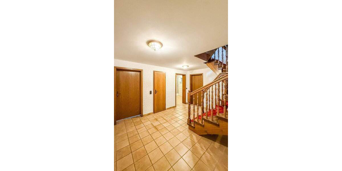 Einfamilienhaus Rösrath Kleineichen - 7 Zimmer, 167 m&sup2;, 845.000&euro; | Angebot:25706573