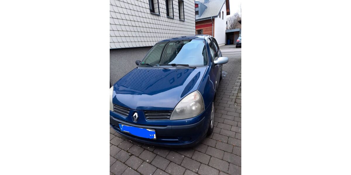 Renault Clio 190.900 km 600 &euro; Düren 52355