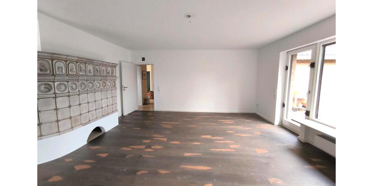Erdgeschoßwohnung Mechernich - 3 Zimmer, 150 m&sup2;, 1.500&euro; | Angebot:23838632