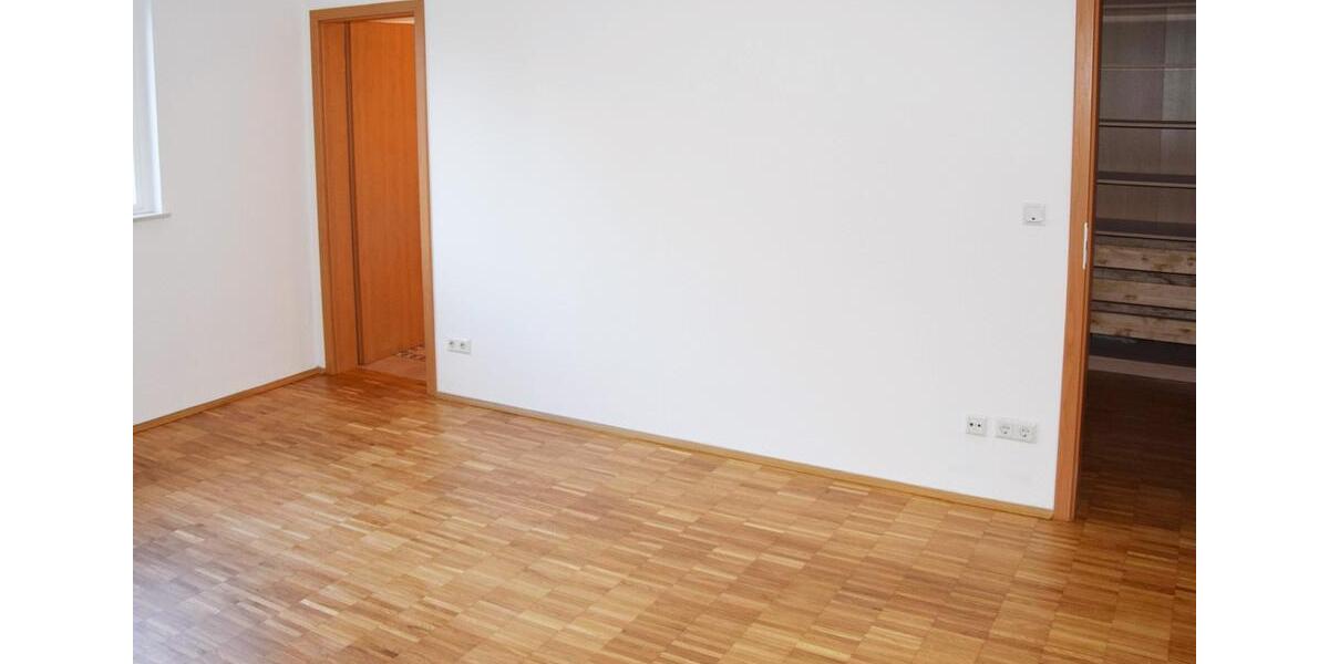 Maisonettenwohnung Bonn Hardtberg - 3.5 Zimmer, 126 m&sup2;, 1.700&euro; | Angebot:25974840