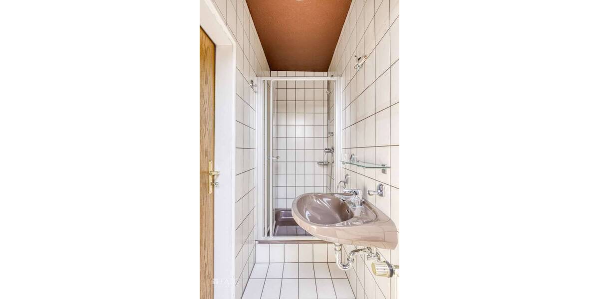 Reihenendhaus Köln Zündorf - 5 Zimmer, 168 m&sup2;, 575.000&euro; | Angebot:25743059