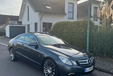 Mercedes-Benz E 250 143.500 km 12.300 &euro; Niederkassel 53859