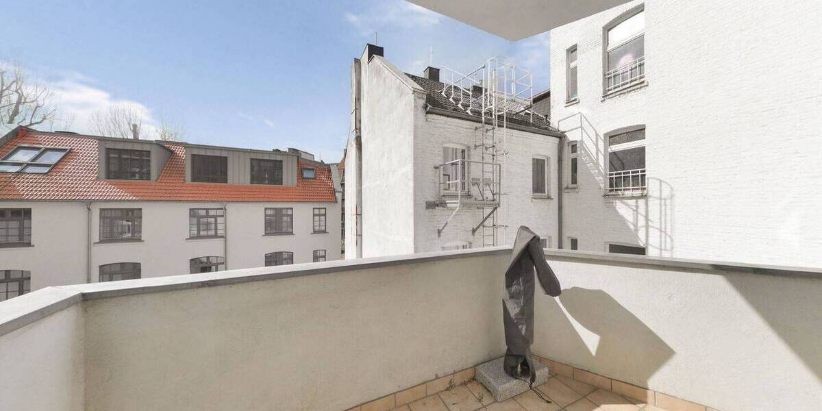 Etagenwohnung Köln Neustadt-Süd - 2 Zimmer, 63 m&sup2;, 299.000&euro; | Angebot:26093583