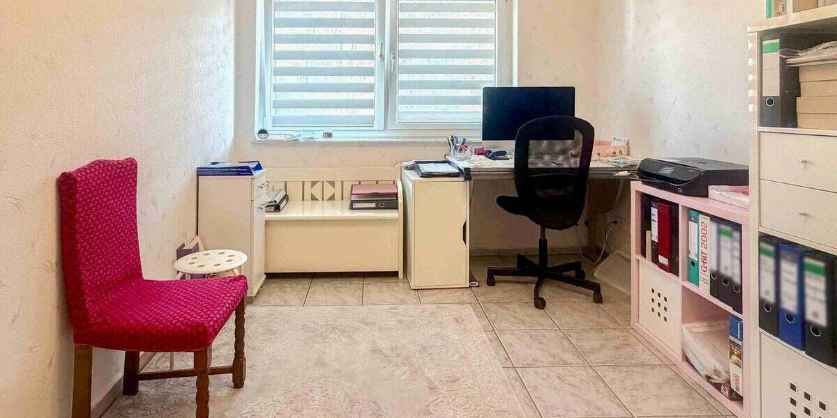 Reihenmittelhaus Köln Blumenberg - 7 Zimmer, 194 m&sup2;, 640.000&euro; | Angebot:26699570