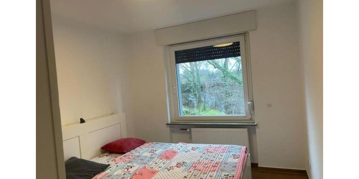 Etagenwohnung Bonn Hardtberg - 4 Zimmer, 100 m&sup2;, 950&euro; | Angebot:25932372