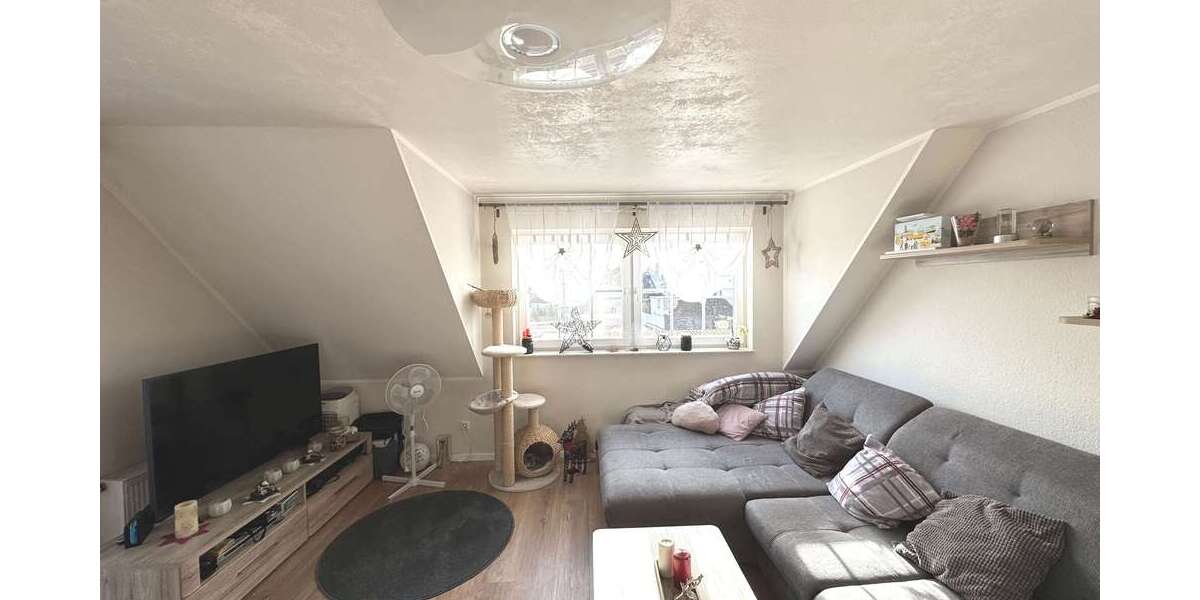 Etagenwohnung Köln Mülheim - 3 Zimmer, 72 m&sup2;, 300.000&euro; | Angebot:25449196