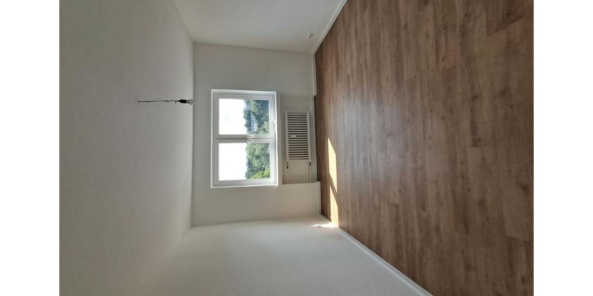 Etagenwohnung Wesseling - 3 Zimmer, 77 m&sup2;, 871&euro; | Angebot:22210925