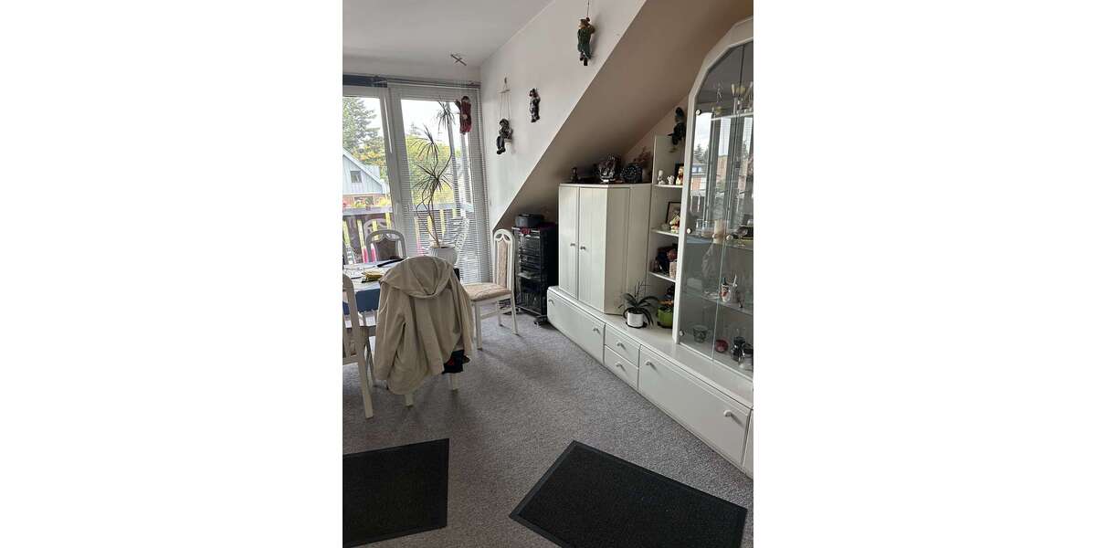Etagenwohnung Düren Mariaweiler-Hoven - 3 Zimmer, 72 m&sup2;, 119.000&euro; | Angebot:25437033