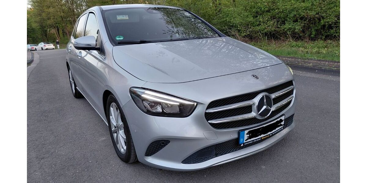 Mercedes-Benz B 220 117.200 km 15.490 &euro; Leverkusen 51373