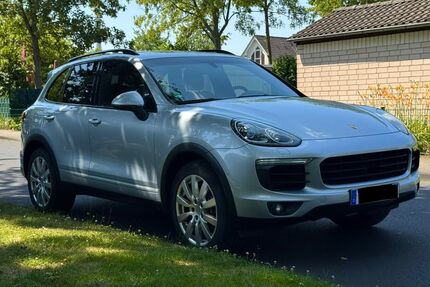 Porsche Cayenne 148.000 km 28.700 &euro; Troisdorf 53842
