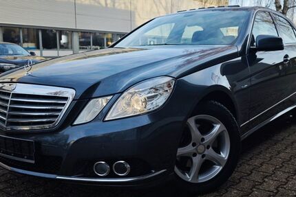 Mercedes-Benz 220 60.000 km 16.250 &euro; köln 51109