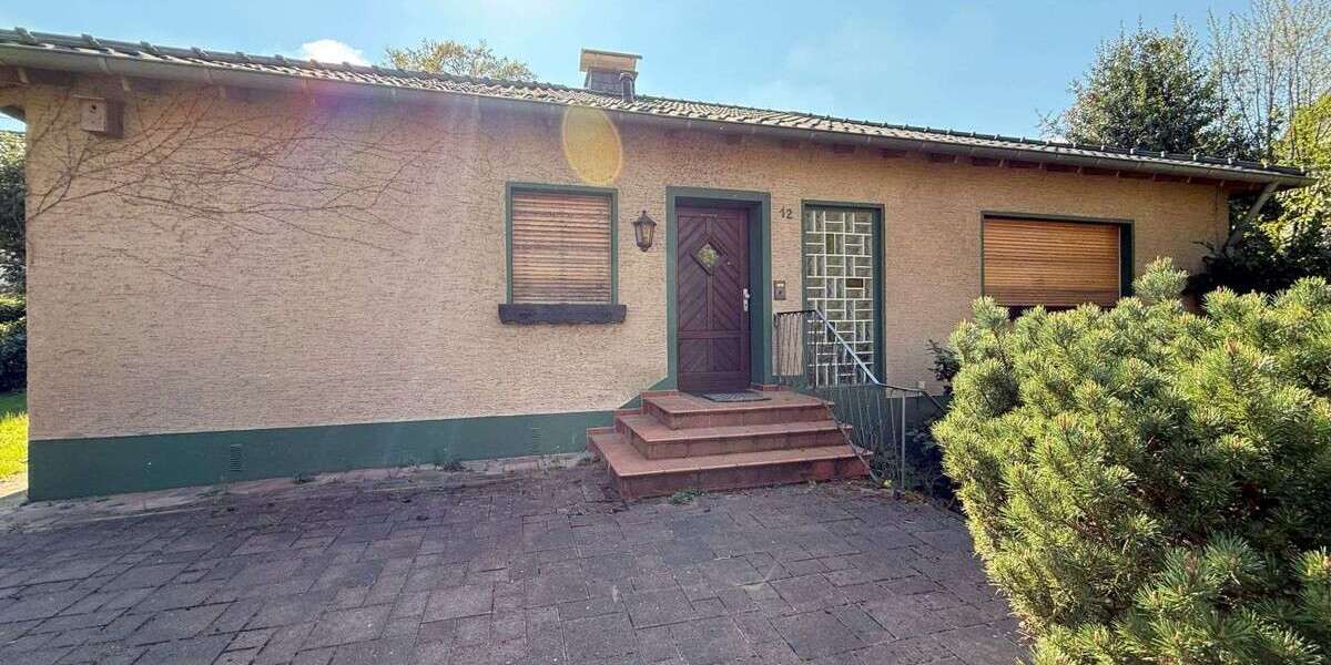 Einfamilienhaus Lohmar - 3 Zimmer, 90 m&sup2;, 100.000&euro; | Angebot:25379316