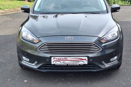 Ford Focus 92.529 km 9.299 &euro; Brühl bei Köln 50321
