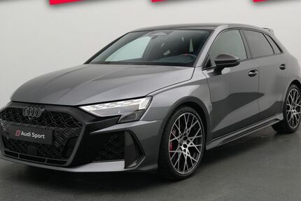 Audi RS3 2.009 km 74.980 &euro; Leverkusen 51373