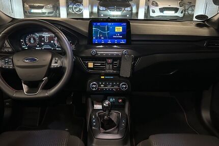 Ford Focus 35.000 km 15.900 &euro; Köln 50769
