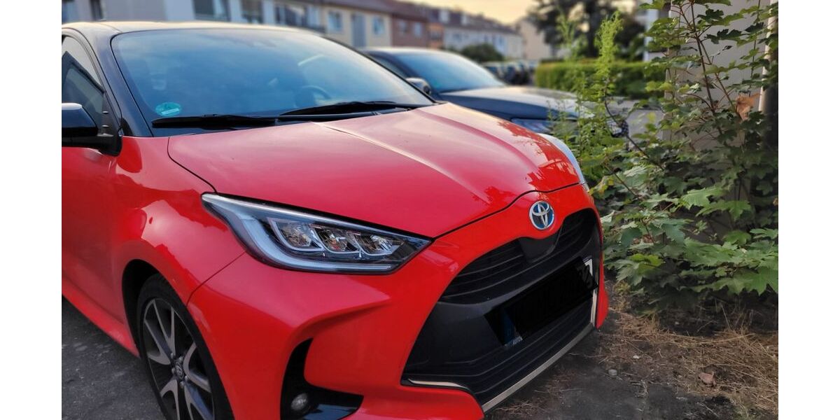 Toyota Yaris 49.570 km 17.500 &euro; Köln 50735
