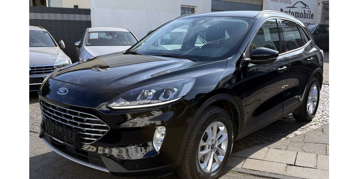 Ford Kuga 153.000 km 12.999 &euro; Köln 51065