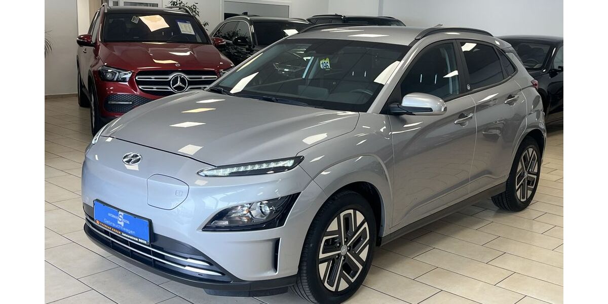 Hyundai KONA 22.641 km 18.900 &euro; Bonn 53227
