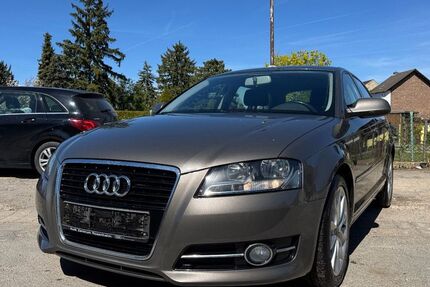Audi A3 115.566 km 8.333 &euro; Düren 52353