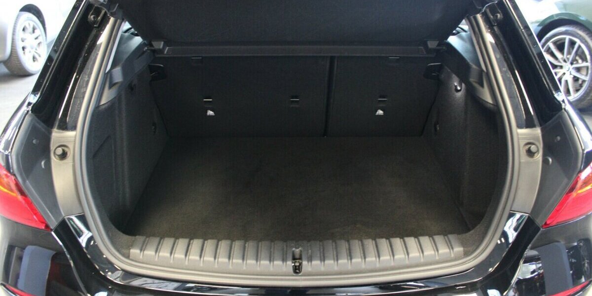 BMW 118 118d Aut. Advantage 15.390 km 21.980 &euro; Euskirchen 53881