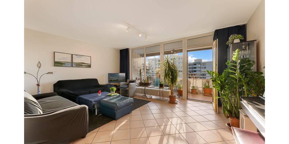 Etagenwohnung Köln Junkersdorf - 4 Zimmer, 113 m&sup2;, 349.000&euro; | Angebot:26027628