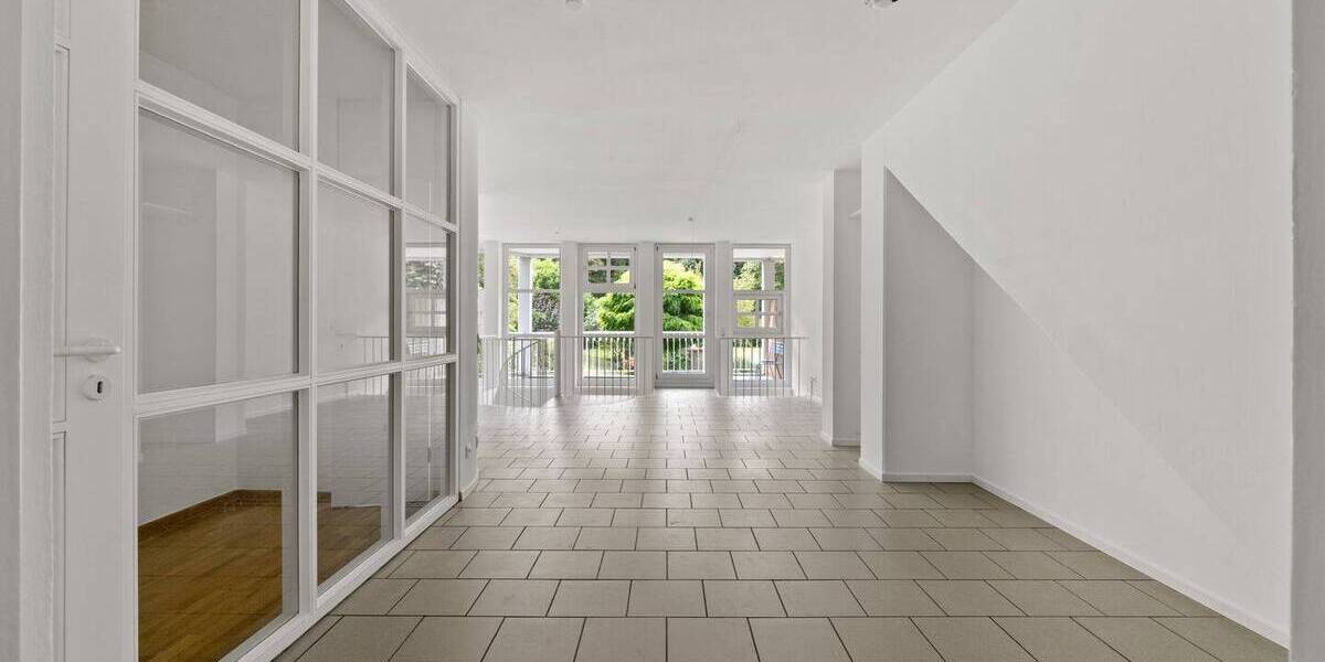 Etagenwohnung Bonn Beuel - 3 Zimmer, 100 m&sup2;, 429.000&euro; | Angebot:26107074