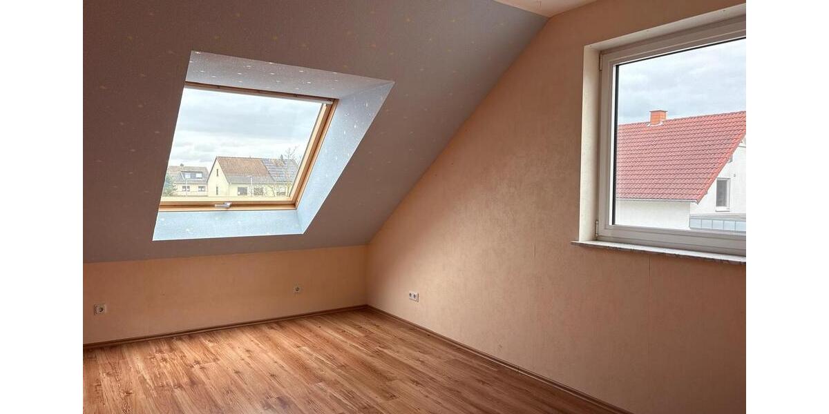 Doppelhaushälfte Bornheim - 6 Zimmer, 163 m&sup2;, 2.400&euro; | Angebot:25803614
