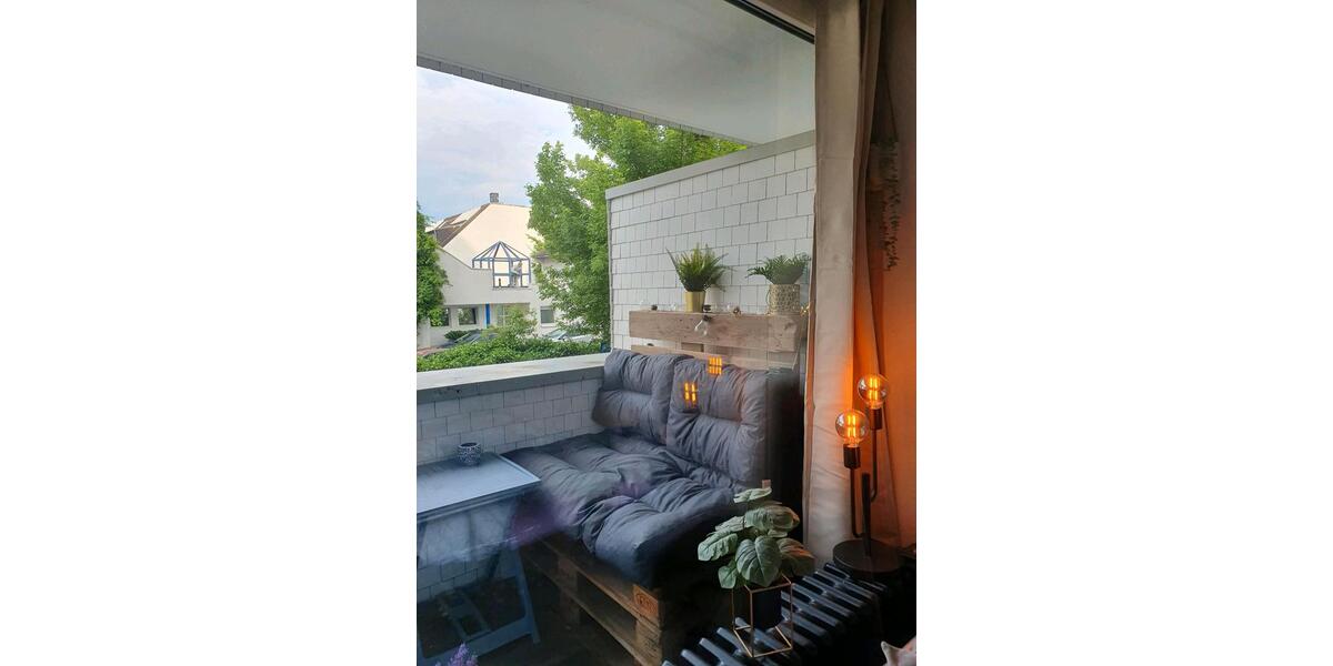 Hochparterre Köln Rodenkirchen - 1 Zimmer, 22 m&sup2;, 150&euro; | Angebot:26551125