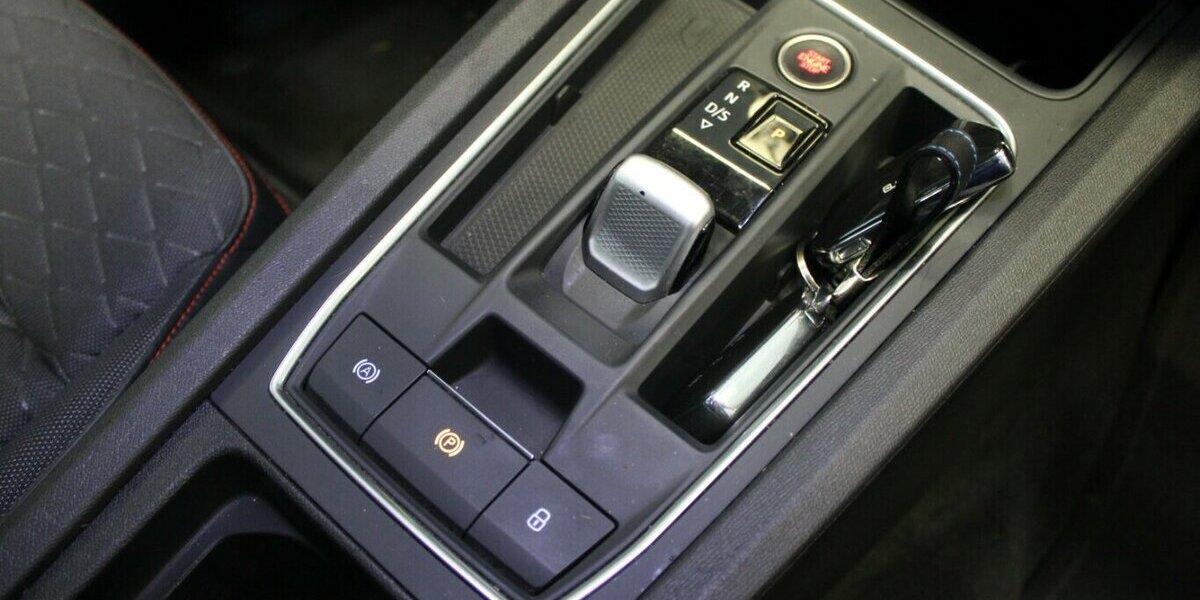 Seat Leon Sportstourer 1.5 eTSI ACT OPF DSG FR 82.810 km 18.980 &euro; Euskirchen 53881