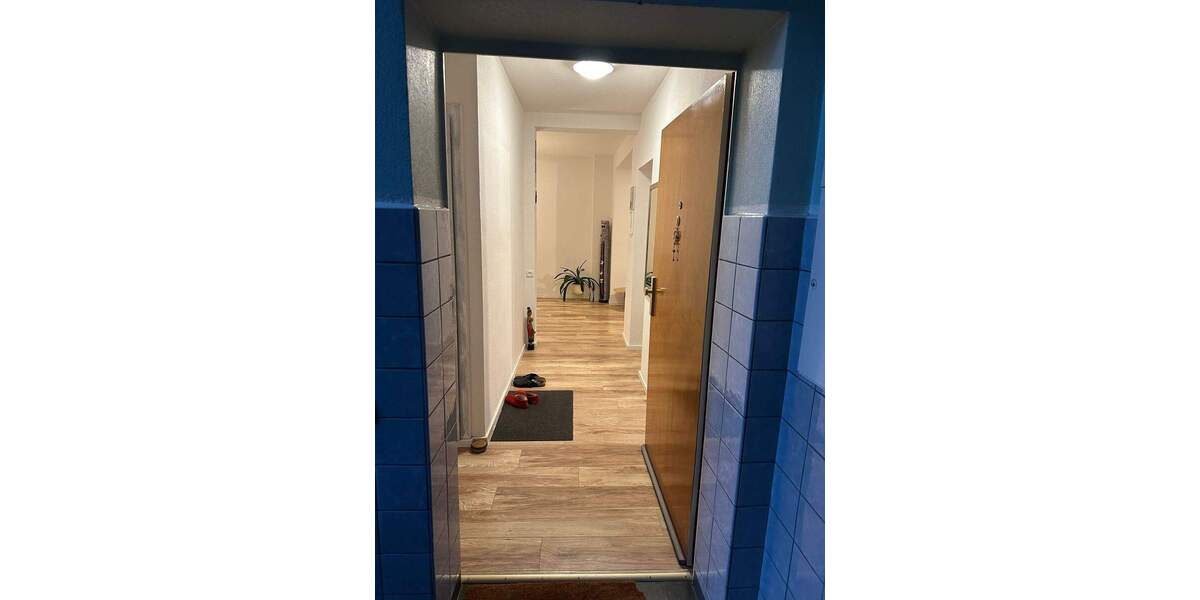 Etagenwohnung Köln Gremberghoven - 2 Zimmer, 62 m&sup2;, 199.000&euro; | Angebot:25703126