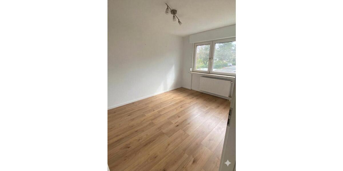 Reihenhaus Erftstadt - 4.5 Zimmer, 101 m&sup2;, 420.000&euro; | Angebot:26040032